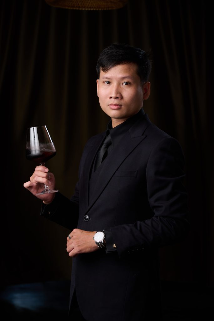 Vietnam Best Sommelier in French Wines